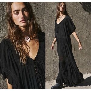 FREE PEOPLE Dream On Maxi Dress Black XS oversized